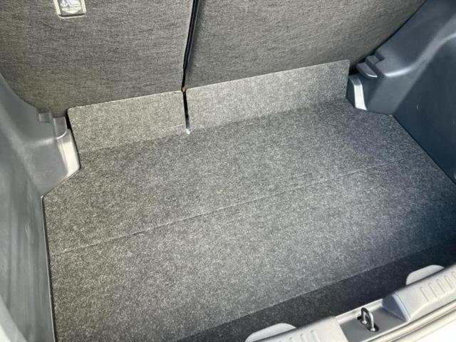 ヤリス X ディスプレイオーディオ+ナビ8インチ/トヨタセーフティセンス/車線逸脱防止支援システム/Bluetooth接続/ETC/EBD付ABS/横滑り防止装置/バックモニター/エアバッグ 運転席 バックカメラ(24枚目)