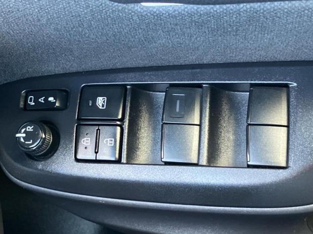 ヤリス X ディスプレイオーディオ+ナビ8インチ/トヨタセーフティセンス/車線逸脱防止支援システム/Bluetooth接続/ETC/EBD付ABS/横滑り防止装置/バックモニター/エアバッグ 運転席 バックカメラ(30枚目)