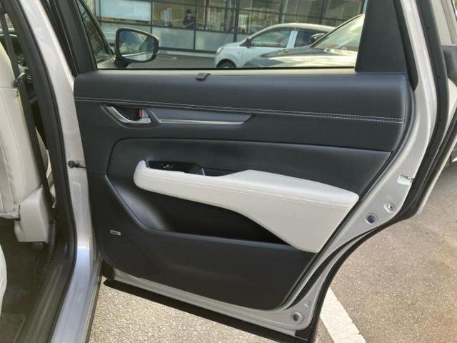 CX-8 4WD25Sグランドジャーニー サンルーフ/BOSE/保証書/ディスプレイオーディオ+ナビ/衝突安全装置/シートヒーター/全方位モニター/車線逸脱防止支援システム/シート ハーフレザー/電動バックドア 衝突被害軽減システム 4WD(24枚目)