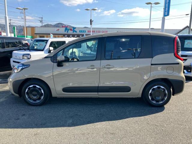 シエンタ ハイブリッドZ ディスプレイオーディオ+ナビ10.5インチ/トヨタセーフティセンス/両側電動スライドドア/パノラミックビューモニター/車線逸脱防止支援システム/登録済未使用車/ヘッドランプ LED 全周囲カメラ(2枚目)