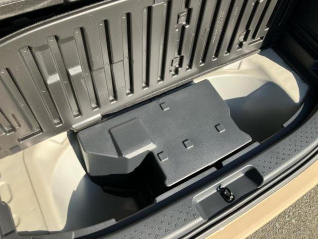 シエンタ ハイブリッドZ ディスプレイオーディオ+ナビ10.5インチ/トヨタセーフティセンス/両側電動スライドドア/パノラミックビューモニター/車線逸脱防止支援システム/登録済未使用車/ヘッドランプ LED 全周囲カメラ(27枚目)