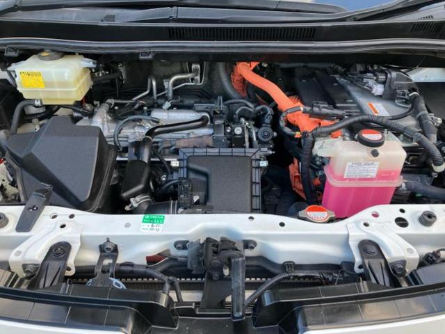 ヴォクシー ハイブリッドＶ　新品タイヤ／保証書／純正　９インチ　ＳＤナビ／フリップダウンモニター　純正　１１インチ／トヨタセーフティセンス／両側電動スライドドア／シートヒーター　前席／車線逸脱防止支援システム　バックカメラ（53枚目）