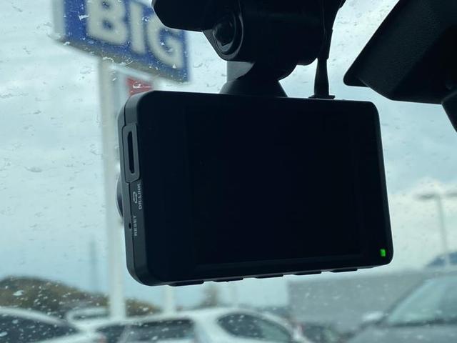 VS RHT 社外 メモリーナビ/シート ハーフレザー/ヘッドランプ HID/ETC/EBD付ABS/フルセグTV/エアバッグ 運転席/エアバッグ 助手席/アルミホイール 純正 17インチ/パワーウインドウ(16枚目)