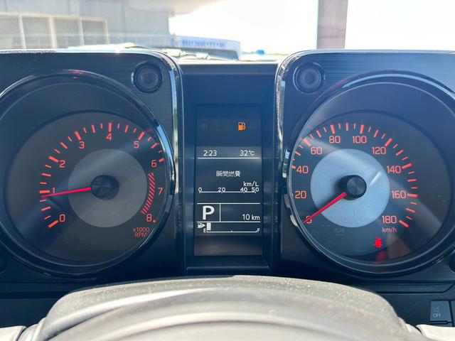 4WD JC 衝突安全装置/車線逸脱防止支援システム/ヘッドランプ LED/EBD付ABS/横滑り防止装置/エアバッグ 運転席/エアバッグ 助手席/エアバッグ サイド/アルミホイール/パワーウインドウ 4WD(19枚目)