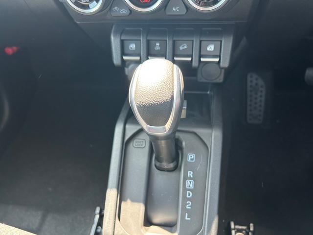 4WD JC 衝突安全装置/車線逸脱防止支援システム/ヘッドランプ LED/EBD付ABS/横滑り防止装置/エアバッグ 運転席/エアバッグ 助手席/エアバッグ サイド/アルミホイール/パワーウインドウ 4WD(24枚目)