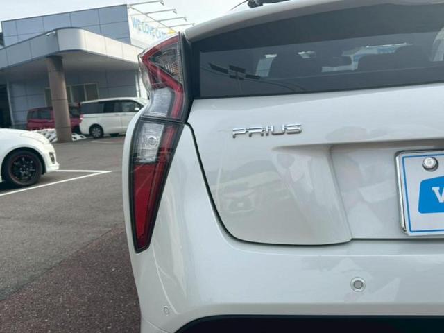 プリウス Ｓセーフティプラス　保証書／純正　９インチ　ＳＤナビ／トヨタセーフティセンス／車線逸脱防止支援システム／ドライブレコーダー　社外／ヘッドランプ　ＬＥＤ／Ｂｌｕｅｔｏｏｔｈ接続／ＥＴＣ／ＥＢＤ付ＡＢＳ／横滑り防止装置（42枚目）