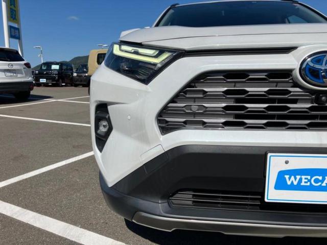 RAV4 4WDハイブリッドG 純正 10インチ SDナビ/デジタルインナーミラー/トヨタセーフティセンス/エアーシート 前席/パノラミックビューモニター/車線逸脱防止支援システム/シート フルレザー/電動バックドア 革シート(38枚目)