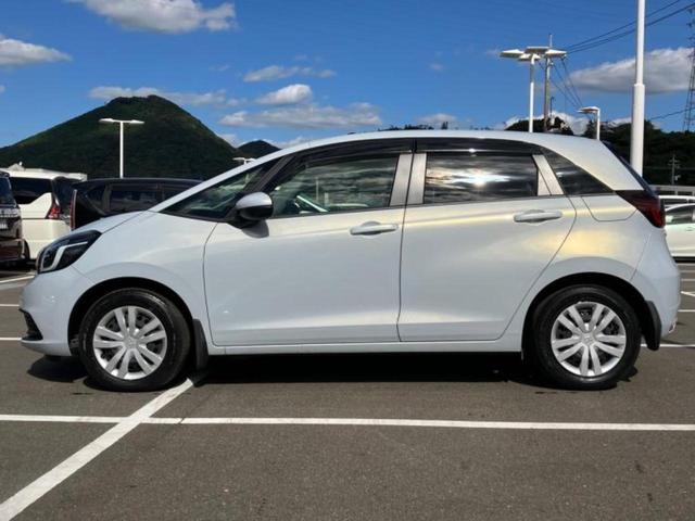 フィット eHEVホーム 新品タイヤ/保証書/純正 9インチ メモリーナビ/ホンダセンシング/車線逸脱防止支援システム/ドライブレコーダー 前後/ヘッドランプ LED/USBジャック/Bluetooth接続/ETC DVD再生(2枚目)