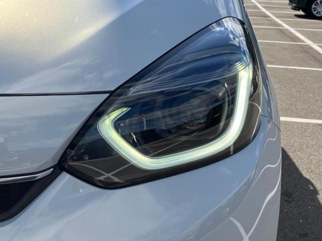 フィット eHEVホーム 新品タイヤ/保証書/純正 9インチ メモリーナビ/ホンダセンシング/車線逸脱防止支援システム/ドライブレコーダー 前後/ヘッドランプ LED/USBジャック/Bluetooth接続/ETC DVD再生(38枚目)