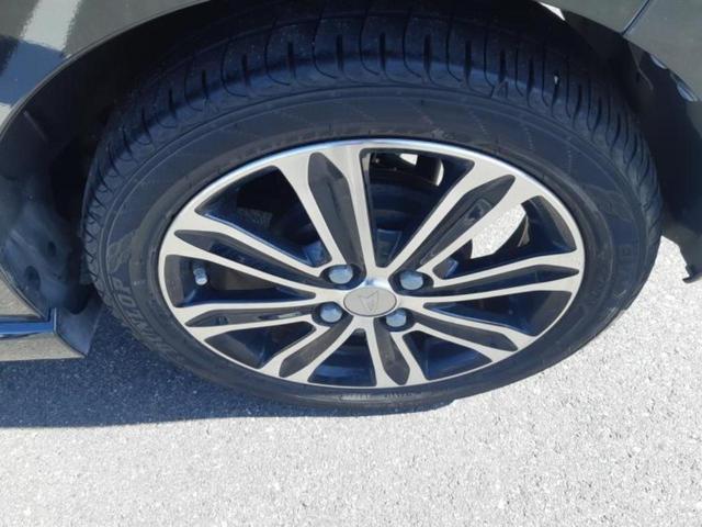 国産車から輸入車まで多様なお客様のニーズのお応えできるように、全国規模で豊富な在庫展開！車のことならＷＥＣＡＲＳへ！