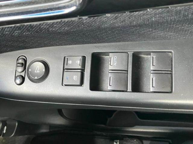 N-BOXカスタム G・Lパッケージ 保証書/ディスプレイオーディオ/両側電動スライドドア/ヘッドランプ HID/Bluetooth接続/ETC/EBD付ABS/横滑り防止装置/アイドリングストップ/バックモニター/衝突安全ボディ(27枚目)