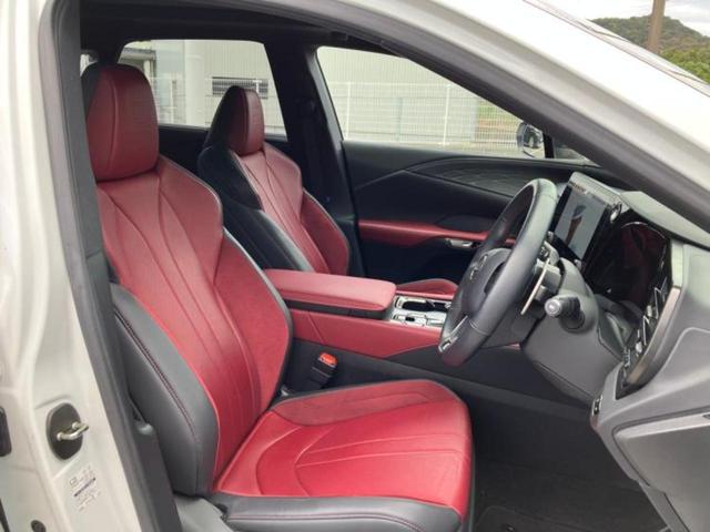 RX 4WD RX500h Fスポーツパフォーマンス サンルーフ/保証書/純正 SDナビ/デジタルインナーミラー/衝突安全装置/シートヒーター/全方位モニター/車線逸脱防止支援システム/シート 合皮/パーキングアシスト 自動操舵/電動バックドア 4WD(5枚目)