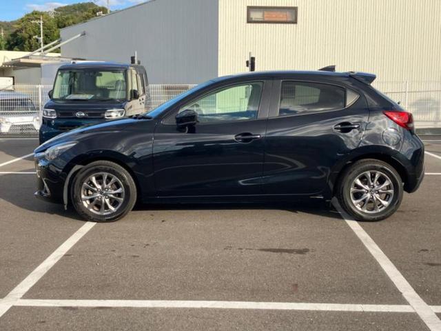 デミオ 15Sツーリング 保証書/純正 SDナビ/衝突安全装置/シートヒーター/車線逸脱防止支援システム/ヘッドランプ LED/ETC/EBD付ABS/横滑り防止装置/アイドリングストップ/フルセグTV/エアバッグ 運転席(2枚目)