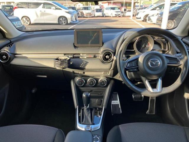 デミオ 15Sツーリング 保証書/純正 SDナビ/衝突安全装置/シートヒーター/車線逸脱防止支援システム/ヘッドランプ LED/ETC/EBD付ABS/横滑り防止装置/アイドリングストップ/フルセグTV/エアバッグ 運転席(4枚目)