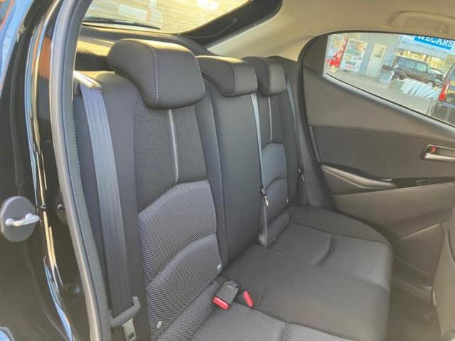 デミオ 15Sツーリング 保証書/純正 SDナビ/衝突安全装置/シートヒーター/車線逸脱防止支援システム/ヘッドランプ LED/ETC/EBD付ABS/横滑り防止装置/アイドリングストップ/フルセグTV/エアバッグ 運転席(6枚目)