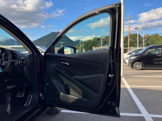 デミオ 15Sツーリング 保証書/純正 SDナビ/衝突安全装置/シートヒーター/車線逸脱防止支援システム/ヘッドランプ LED/ETC/EBD付ABS/横滑り防止装置/アイドリングストップ/フルセグTV/エアバッグ 運転席(21枚目)