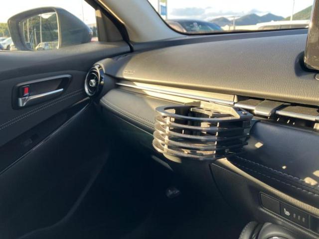 デミオ 15Sツーリング 保証書/純正 SDナビ/衝突安全装置/シートヒーター/車線逸脱防止支援システム/ヘッドランプ LED/ETC/EBD付ABS/横滑り防止装置/アイドリングストップ/フルセグTV/エアバッグ 運転席(26枚目)