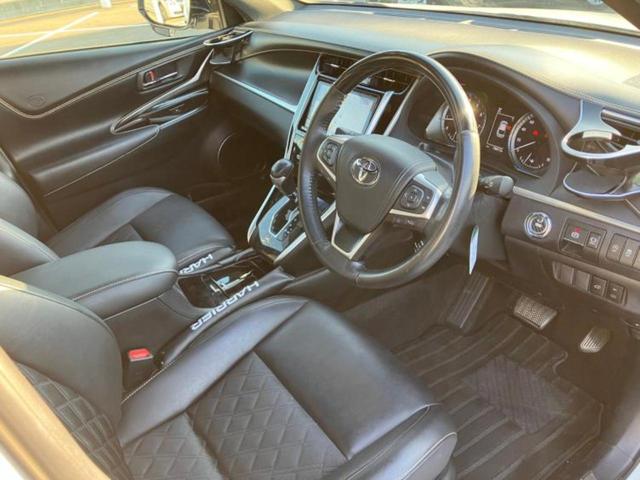 ハリアー プレミアム パノラマルーフ/TRDエアロ/保証書/純正 9インチ SDナビ/衝突安全装置/車線逸脱防止支援システム/シート ハーフレザー/電動バックドア/ヘッドランプ LED/Bluetooth接続/ETC(4枚目)