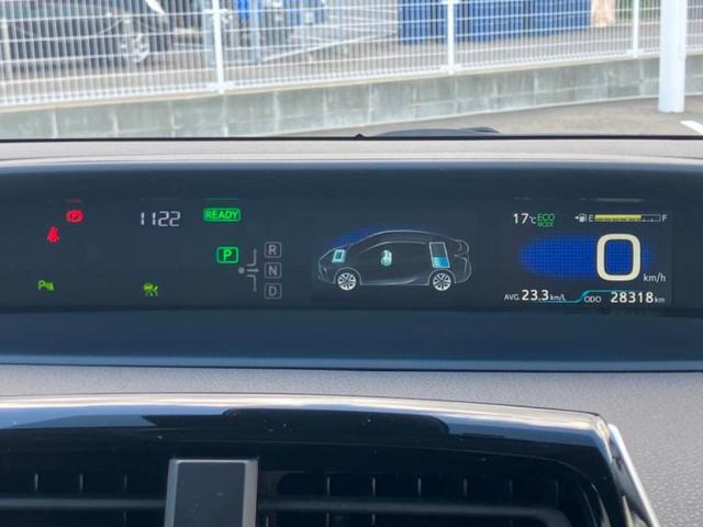 プリウス Sツーリングセレクション 純正 SDナビ/トヨタセーフティセンス/シートヒーター 前席/車線逸脱防止支援システム/シート 合皮/USBジャック/Bluetooth接続/ETC/バックモニター/DVD/エアバッグ サイド(12枚目)