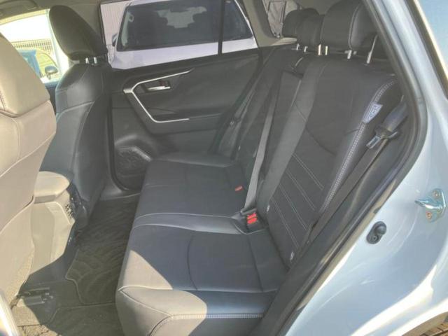 RAV4 4WD G Zパッケージ サンルーフ/純正エアロ/保証書/ディスプレイオーディオ+ナビ11インチ/デジタルインナーミラー/トヨタセーフティセンス/シートヒーター 前席/パノラミックビューモニター 衝突被害軽減システム 4WD(8枚目)