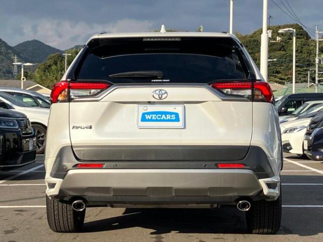 RAV4 4WD G Zパッケージ サンルーフ/純正エアロ/保証書/ディスプレイオーディオ+ナビ11インチ/デジタルインナーミラー/トヨタセーフティセンス/シートヒーター 前席/パノラミックビューモニター 衝突被害軽減システム 4WD(40枚目)