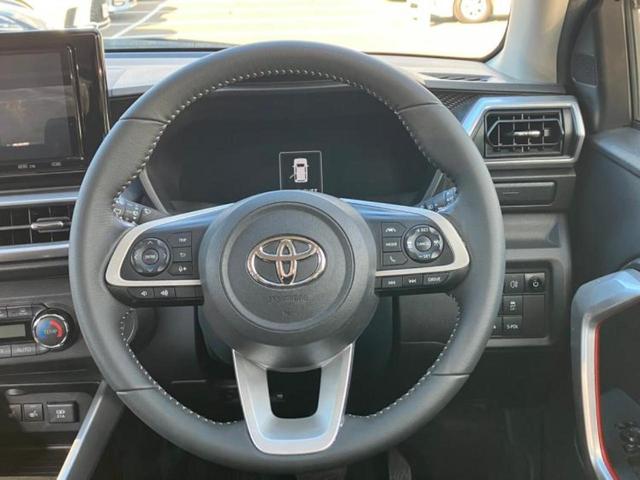 ライズ ハイブリッドＺ　新品タイヤ／純正エアロ／保証書／純正　９インチ　ＳＤナビ／スマートアシスト（トヨタ・ダイハツ）／シートヒーター　前席／車線逸脱防止支援システム／ドライブレコーダー　前後／ヘッドランプ　ＬＥＤ　ドラレコ（12枚目）