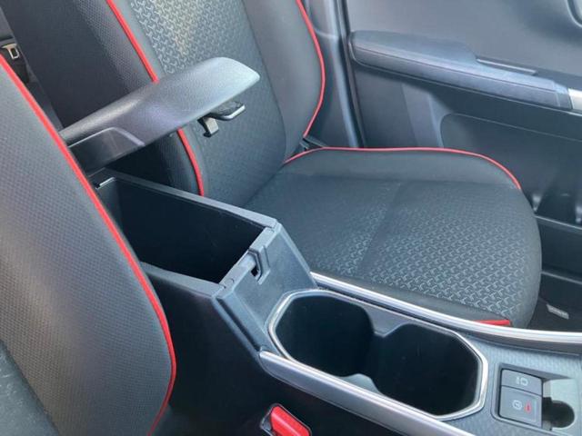 ライズ ハイブリッドＺ　新品タイヤ／純正エアロ／保証書／純正　９インチ　ＳＤナビ／スマートアシスト（トヨタ・ダイハツ）／シートヒーター　前席／車線逸脱防止支援システム／ドライブレコーダー　前後／ヘッドランプ　ＬＥＤ　ドラレコ（31枚目）