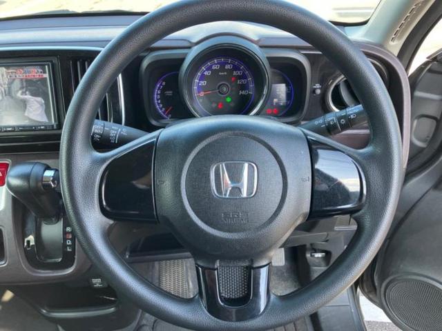 Ｎ－ＯＮＥ プレミアム　新品タイヤ／社外　ＳＤナビ／パーキングアシスト　バックガイド／ＥＴＣ／ＥＢＤ付ＡＢＳ／横滑り防止装置／アイドリングストップ／ワンセグＴＶ／エアバッグ　運転席／エアバッグ　助手席　パークアシスト（9枚目）