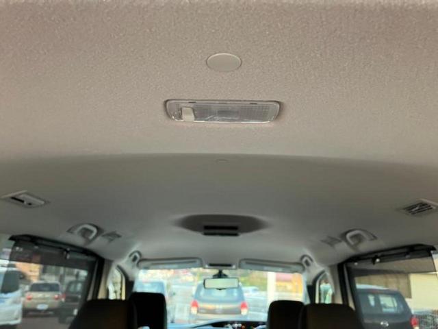 セレナ ｅパワーハイウェイスターＶ　新品タイヤ／純正　１０インチ　メモリーナビ／エマージェンシーブレーキ／両側電動スライドドア／アラウンドビューモニター／車線逸脱防止支援システム／プロパイロット／ドライブレコーダー　前後　全周囲カメラ（25枚目）