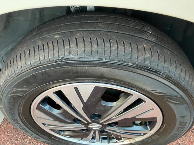 セレナ ｅパワーハイウェイスターＶ　新品タイヤ／純正　１０インチ　メモリーナビ／エマージェンシーブレーキ／両側電動スライドドア／アラウンドビューモニター／車線逸脱防止支援システム／プロパイロット／ドライブレコーダー　前後　全周囲カメラ（44枚目）