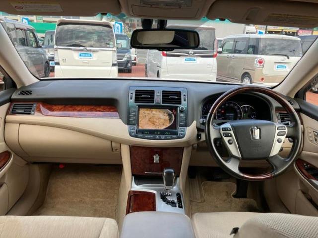 クラウン ロイヤルサルーンプレミアムエディション 保証書/ヘッドランプ HID/ETC/EBD付ABS/横滑り防止装置/クルーズコントロール/バックモニター/フルセグTV/DVD/エアバッグ 運転席/エアバッグ 助手席/エアバッグ サイド 電動シート(22枚目)