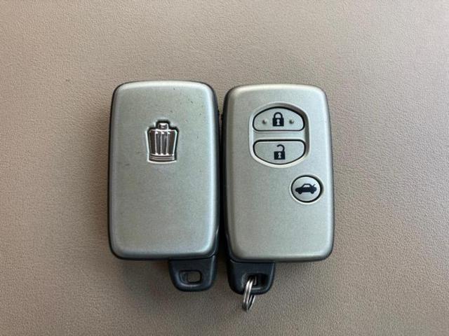 クラウン ロイヤルサルーンプレミアムエディション 保証書/ヘッドランプ HID/ETC/EBD付ABS/横滑り防止装置/クルーズコントロール/バックモニター/フルセグTV/DVD/エアバッグ 運転席/エアバッグ 助手席/エアバッグ サイド 電動シート(31枚目)