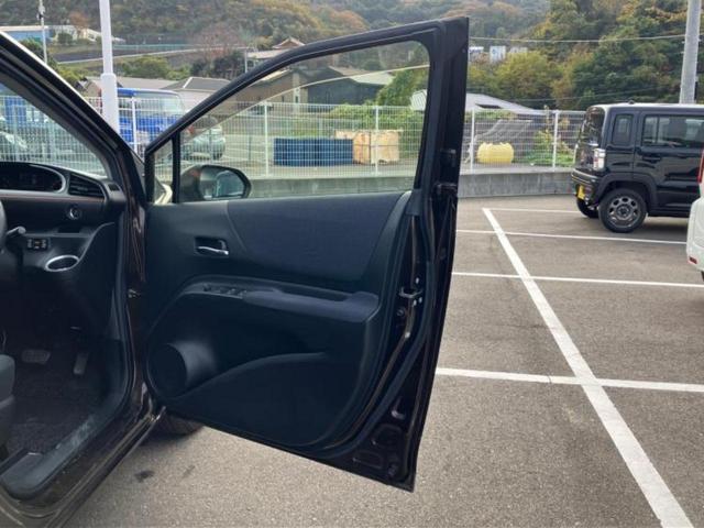 シエンタ G 保証書/両側電動スライドドア/ETC/EBD付ABS/横滑り防止装置/アイドリングストップ/エアバッグ 運転席/エアバッグ 助手席/衝突安全ボディ/アルミホイール 社外 15インチ 盗難防止装置(24枚目)