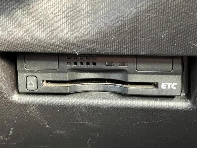 アクア S 新品タイヤ/純正 SDナビ/Bluetooth接続/ETC/EBD付ABS/横滑り防止装置/バックモニター/ワンセグTV/エアバッグ 運転席/エアバッグ 助手席/衝突安全ボディ/パワーウインドウ(26枚目)