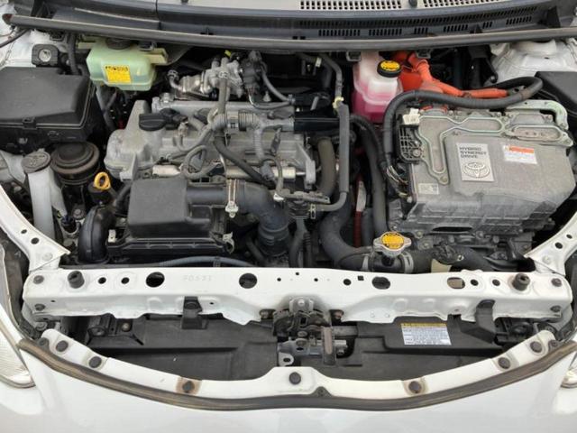 アクア S 新品タイヤ/純正 SDナビ/Bluetooth接続/ETC/EBD付ABS/横滑り防止装置/バックモニター/ワンセグTV/エアバッグ 運転席/エアバッグ 助手席/衝突安全ボディ/パワーウインドウ(36枚目)