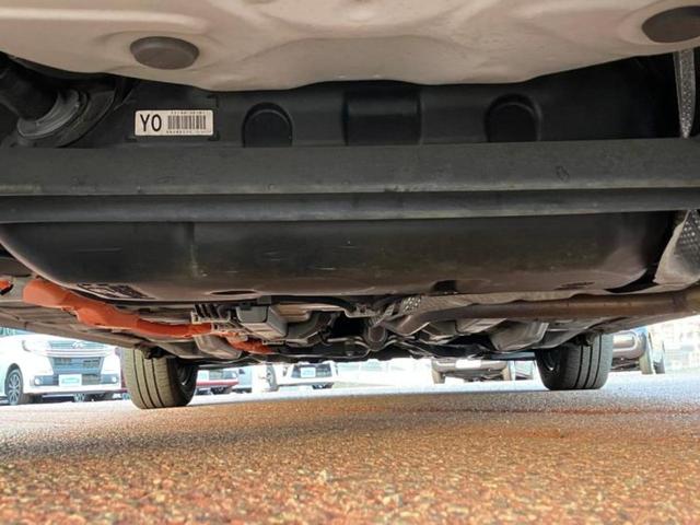 アクア S 新品タイヤ/純正 SDナビ/Bluetooth接続/ETC/EBD付ABS/横滑り防止装置/バックモニター/ワンセグTV/エアバッグ 運転席/エアバッグ 助手席/衝突安全ボディ/パワーウインドウ(41枚目)