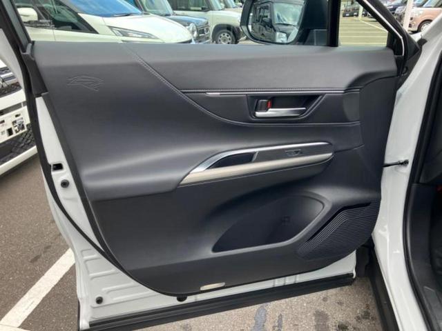 ハリアー Ｚ　保証書／純正　ＳＤナビ／デジタルインナーミラー／衝突安全装置／全方位モニター／車線逸脱防止支援システム／シート　ハーフレザー／電動バックドア／ヘッドランプ　ＬＥＤ／Ｂｌｕｅｔｏｏｔｈ接続　全周囲カメラ（23枚目）