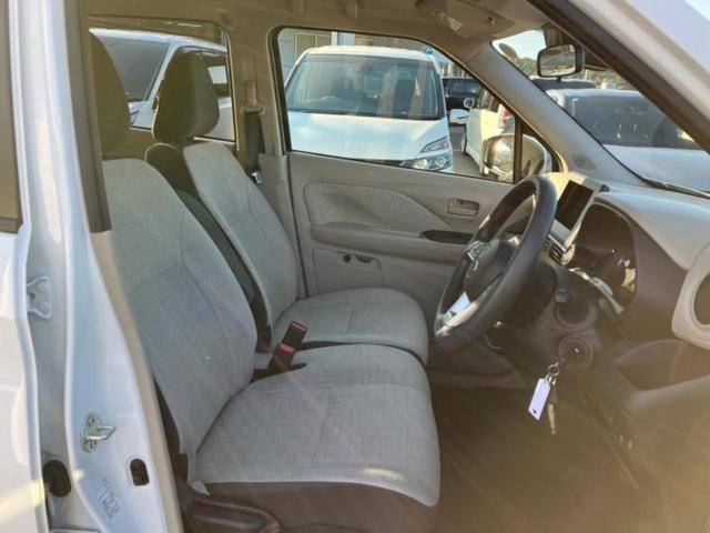 eKワゴン M 保証書/イーアシスト(ミツビシ)/シートヒーター 前席/車線逸脱防止支援システム/USBジャック/EBD付ABS/横滑り防止装置/アイドリングストップ/禁煙車/衝突安全ボディ/キーレスエントリー(5枚目)