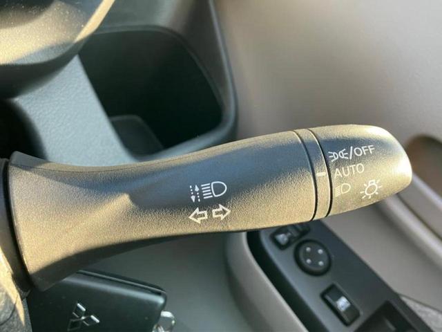 eKワゴン M 保証書/イーアシスト(ミツビシ)/シートヒーター 前席/車線逸脱防止支援システム/USBジャック/EBD付ABS/横滑り防止装置/アイドリングストップ/禁煙車/衝突安全ボディ/キーレスエントリー(13枚目)