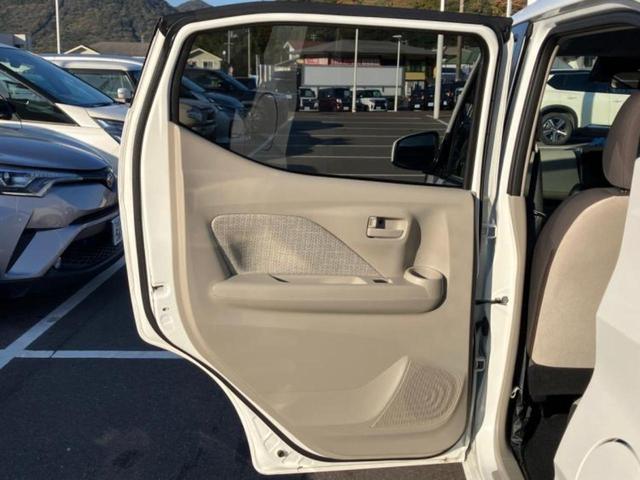 eKワゴン M 保証書/イーアシスト(ミツビシ)/シートヒーター 前席/車線逸脱防止支援システム/USBジャック/EBD付ABS/横滑り防止装置/アイドリングストップ/禁煙車/衝突安全ボディ/キーレスエントリー(24枚目)