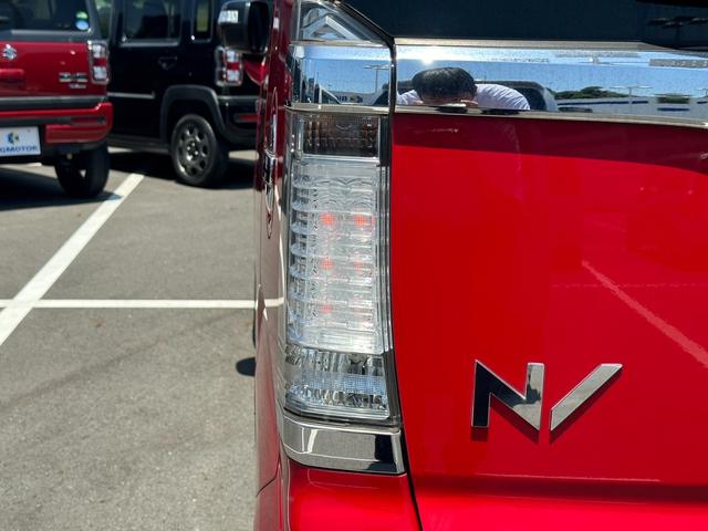 X・ターボパッケージ 純正 8インチ メモリーナビ/衝突安全装置/ヘッドランプ HID/ETC/EBD付ABS/横滑り防止装置/アイドリングストップ/フルセグTV/エアバッグ 運転席/エアバッグ 助手席 HIDヘッドライト(8枚目)