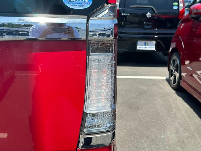X・ターボパッケージ 純正 8インチ メモリーナビ/衝突安全装置/ヘッドランプ HID/ETC/EBD付ABS/横滑り防止装置/アイドリングストップ/フルセグTV/エアバッグ 運転席/エアバッグ 助手席 HIDヘッドライト(9枚目)