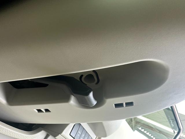 S 社外 メモリーナビ/セーフティサポート(スズキ)/シートヒーター 運転席/ヘッドランプ HID/Bluetooth接続/ETC/横滑り防止装置/アイドリングストップ/ワンセグTV/DVD DVD再生(27枚目)