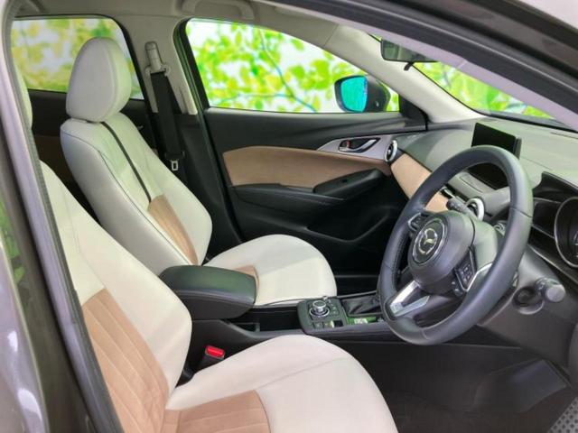 ＣＸ－３ １５Ｓアーバンドレッサー　新品タイヤ／保証書／ディスプレイオーディオ／衝突安全装置／シートヒーター／全方位モニター／車線逸脱防止支援システム／シート　ハーフレザー／ヘッドランプ　ＬＥＤ／ＥＴＣ／ＥＢＤ付ＡＢＳ　全周囲カメラ（4枚目）