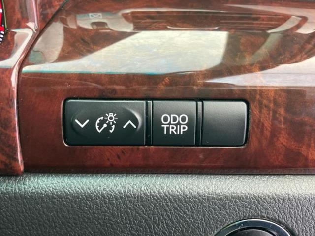 ヴェルファイア 2.4Z 社外 9インチ SDナビ/フリップダウンモニター 社外 10.1インチ/電動スライドドア/ヘッドランプ HID/ETC/EBD付ABS/横滑り防止装置/フルセグTV/エアバッグ 運転席 後席モニター(31枚目)