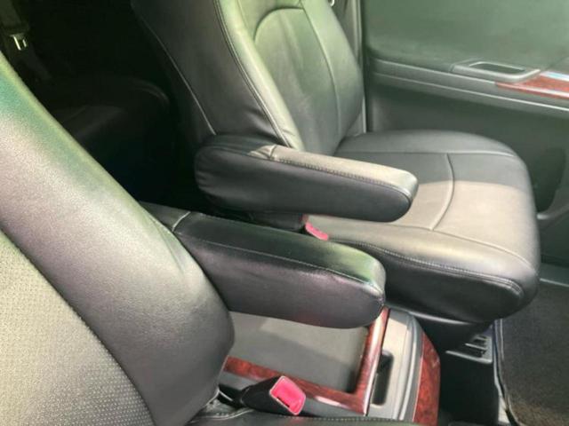 ヴェルファイア 2.4Z 社外 9インチ SDナビ/フリップダウンモニター 社外 10.1インチ/電動スライドドア/ヘッドランプ HID/ETC/EBD付ABS/横滑り防止装置/フルセグTV/エアバッグ 運転席 後席モニター(34枚目)