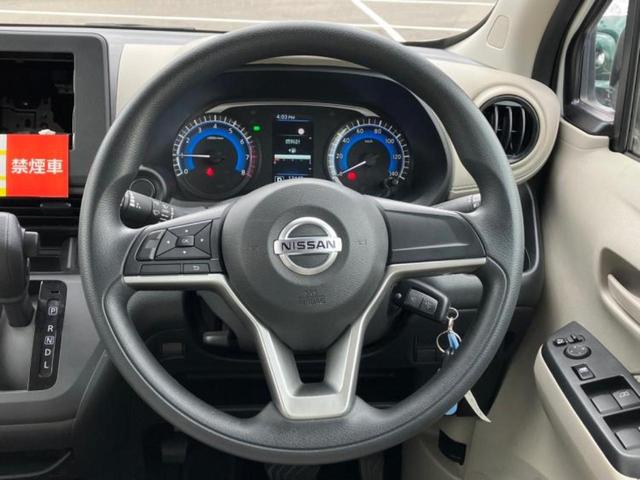 デイズ S 新品タイヤ/保証書/エマージェンシーブレーキ/EBD付ABS/禁煙車/エアバッグ 運転席/エアバッグ 助手席/衝突安全ボディ/パワーウインドウ/キーレスエントリー/オートライト/盗難防止システム(9枚目)