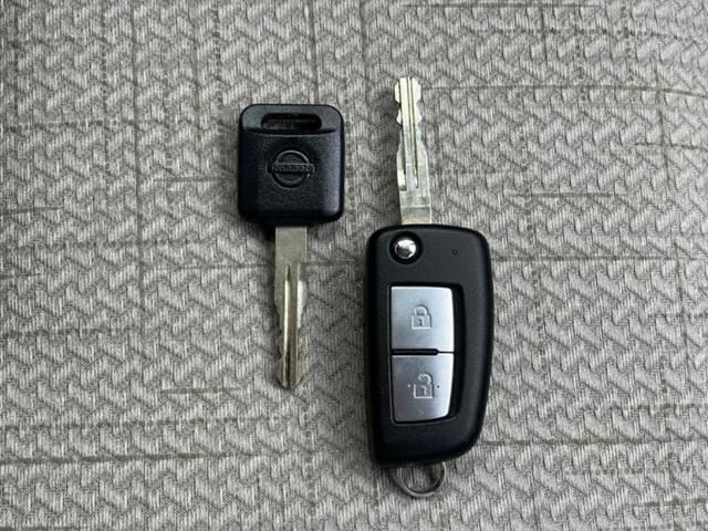 デイズ S 新品タイヤ/保証書/エマージェンシーブレーキ/EBD付ABS/禁煙車/エアバッグ 運転席/エアバッグ 助手席/衝突安全ボディ/パワーウインドウ/キーレスエントリー/オートライト/盗難防止システム(30枚目)