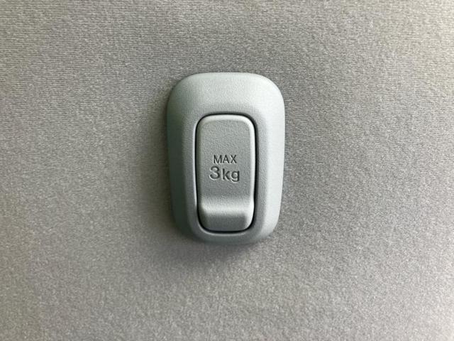 ＷＥＣＡＲＳでは各商談席に大型モニターをご用意しております！見やすい大画面でゆったりと全国の在庫をご覧いただけます！是非ご来店お待ちしております！