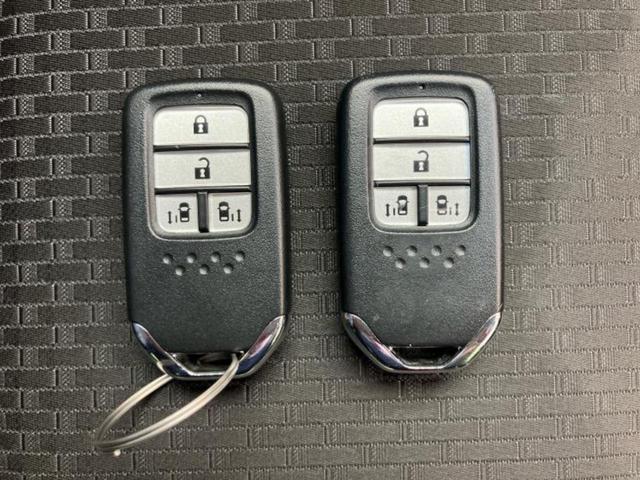 ステップワゴンスパーダ スパーダクールスピリット・ホンダセンシング 新品タイヤ/保証書/純正 10インチ SDナビ/ホンダセンシング/両側電動スライドドア/シートヒーター 前席/シート ハーフレザー/ヘッドランプ LED/Bluetooth接続/ETC バックカメラ(42枚目)